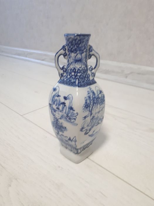 Продам вазу Вьетнам