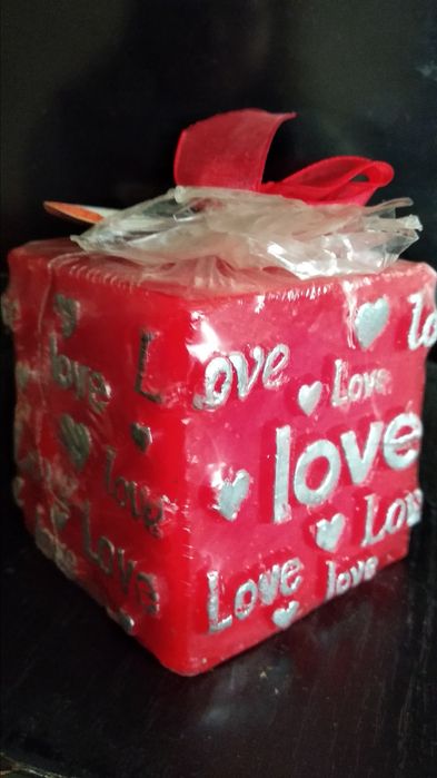 Свечка Love    .