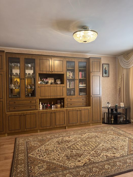 Продаю  2-х этажн дом Центральный район улица 9я Военная