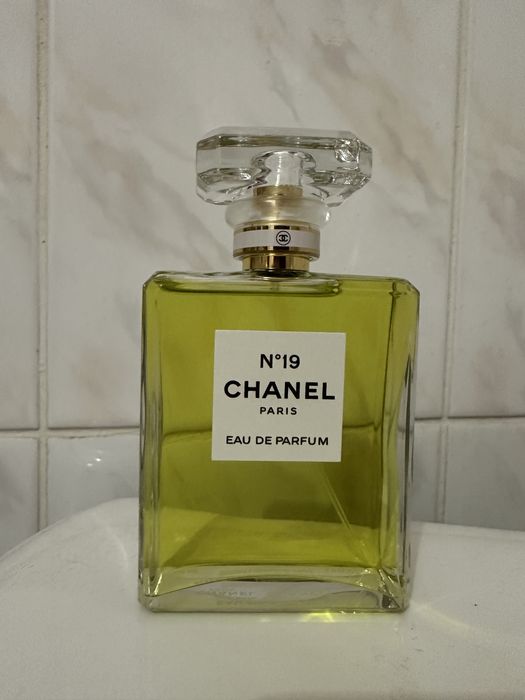 Perfum Chanel 19 oryginał