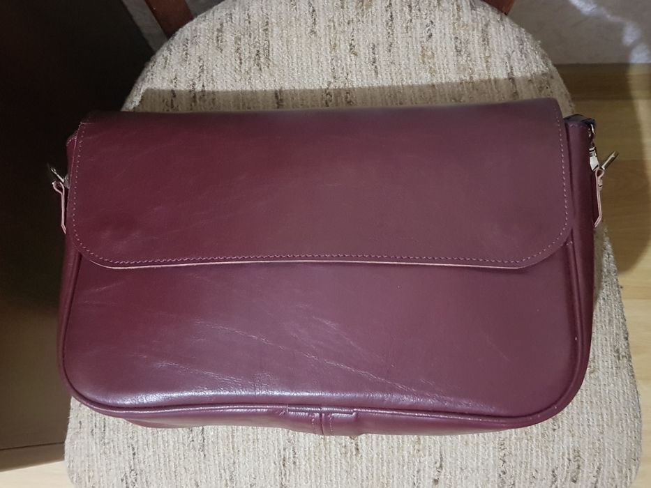 Нова шкіряна жіноча сумочка