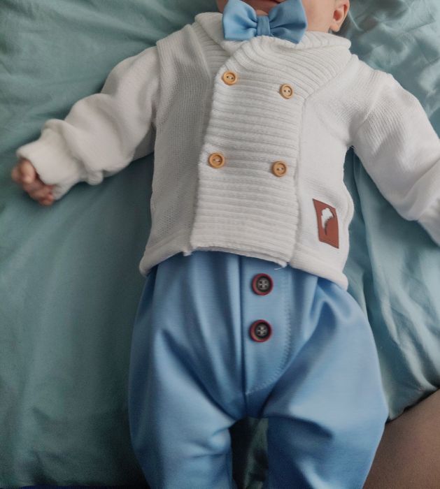 Sprzedam ubranko do chrztu