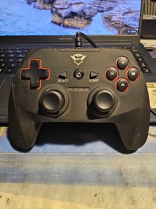 Comando/Gamepad Trust GXT 540 Yula USB