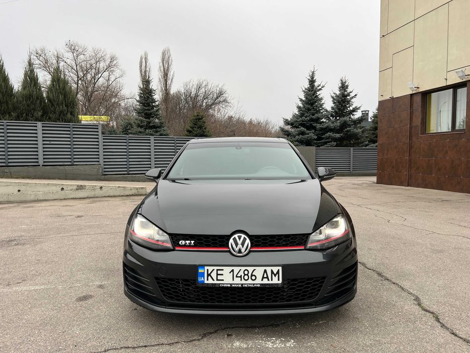 Volkswagen Golf 7 GTI