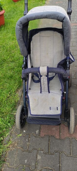 Wózek spacerowy dziecięcy- bardzo dobry stan