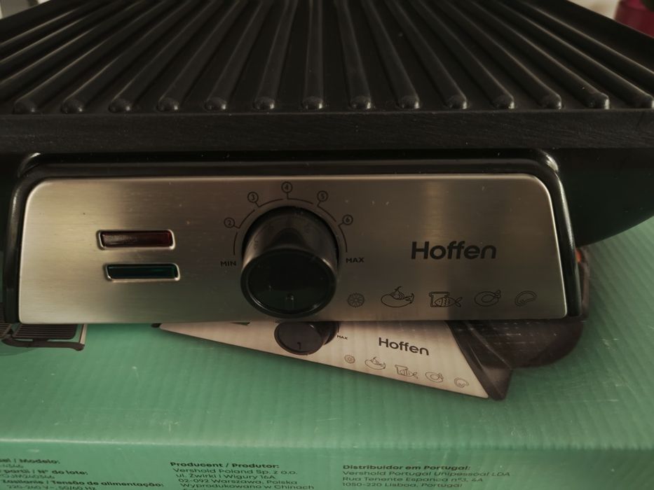 Grill elektryczny HOFFEN 2000W.  Na  gwarancji.