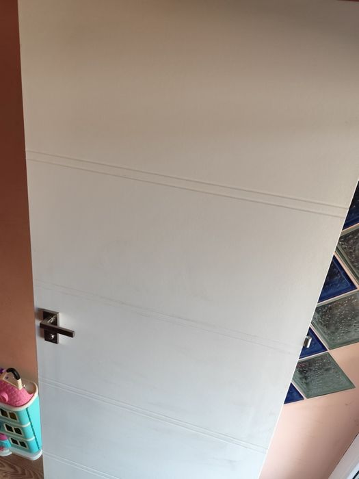 Białe drzwi 90 wewnętrzne Prawe