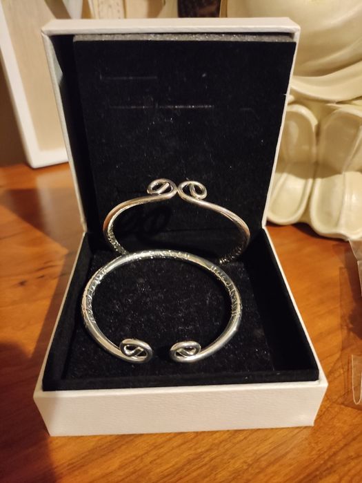 Escrava indiana ajustável