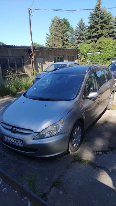 Uszkodzony samochód peugeot 307sw