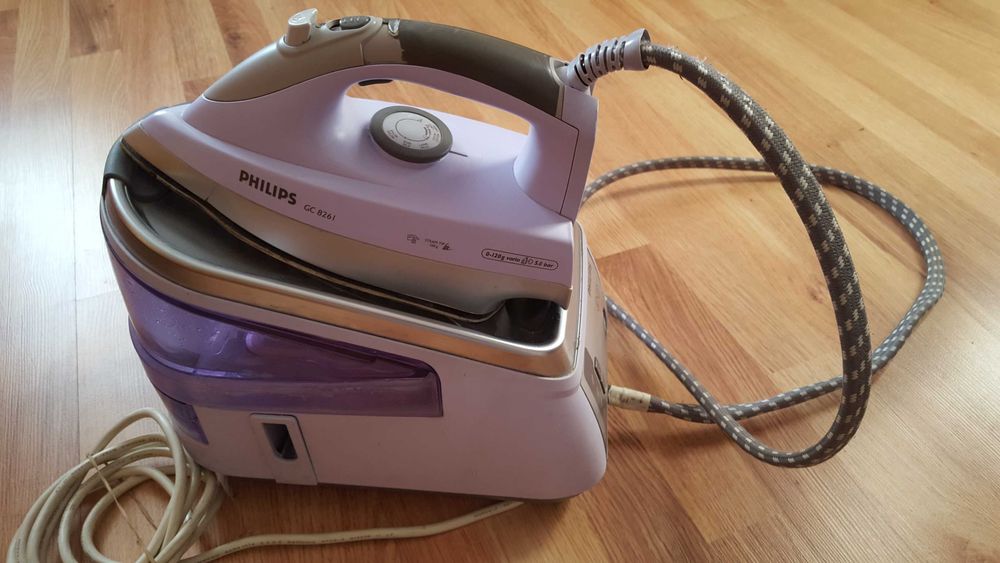 Philips stacja generator pary model GC 8261 careeza żelazko