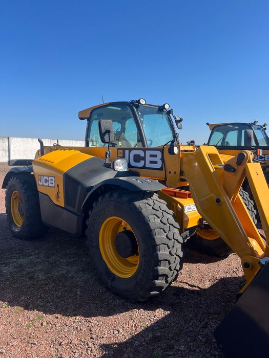 Телескопічний навантажувач JCB 541-70