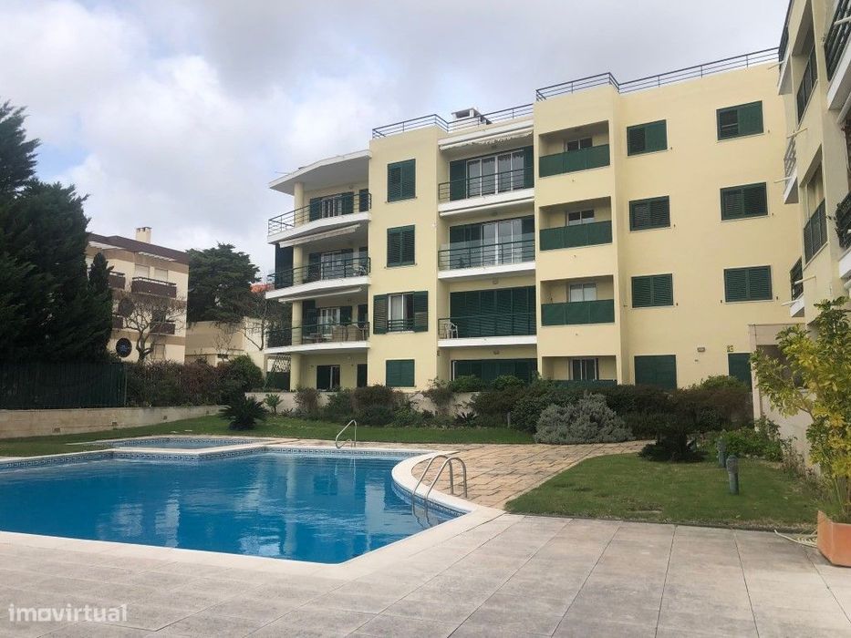 Magnifico T2 Condomínio Fechado. Piscina. Estoril. Casino