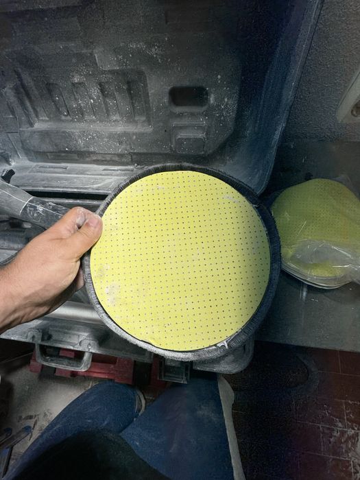 Girafa passar a lixa Werku