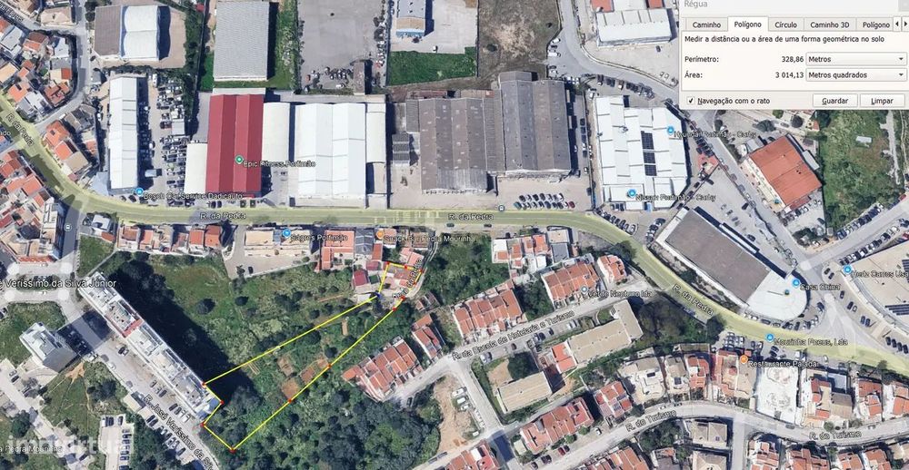 Moradia com 3400m de terreno em Portimão