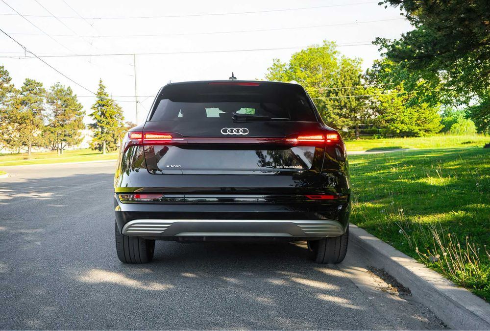 Audi e-tron      2019