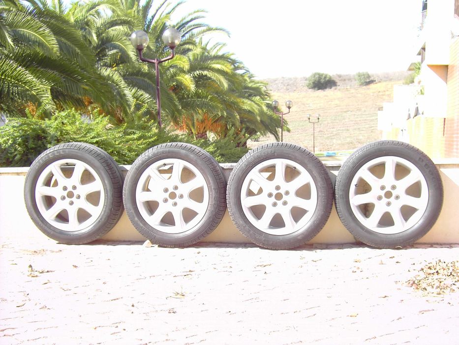 4 Rodas quase NOVAS