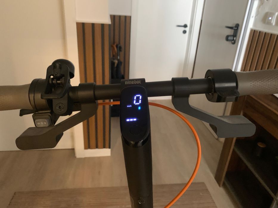 Trotinete elétrica Segway Ninebot Kickscooter F40I