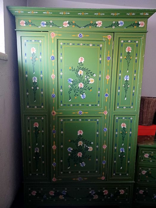 Roupeiro, Espelho e Cómoda Alentejanos - Pintados à mão