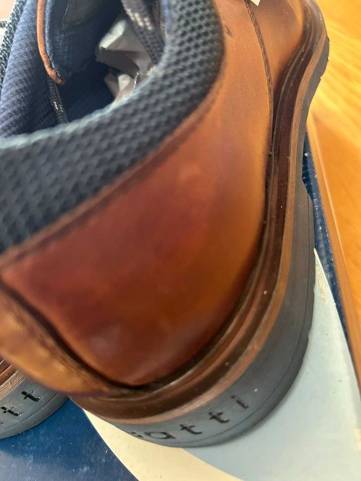 nowe eleganckie buty Bugatti r. 42 okazja!