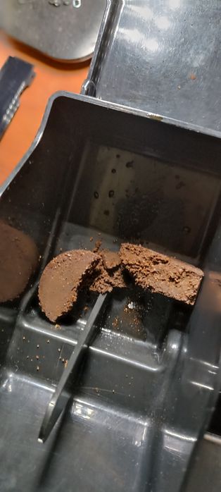 Кофемашина Delonghi Magnifica S из Германии.