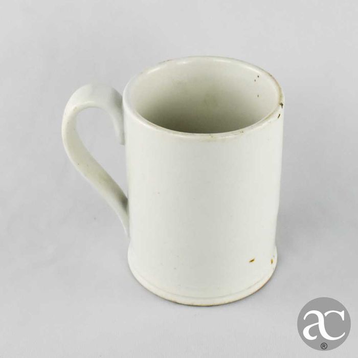 Caneca em porcelana Branca Vista Alegre