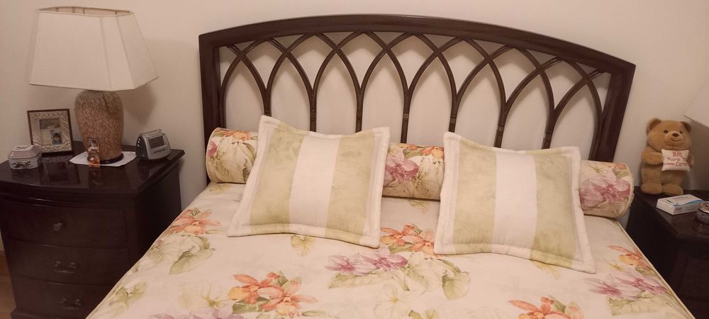 Cama Casal com colchão Colunex