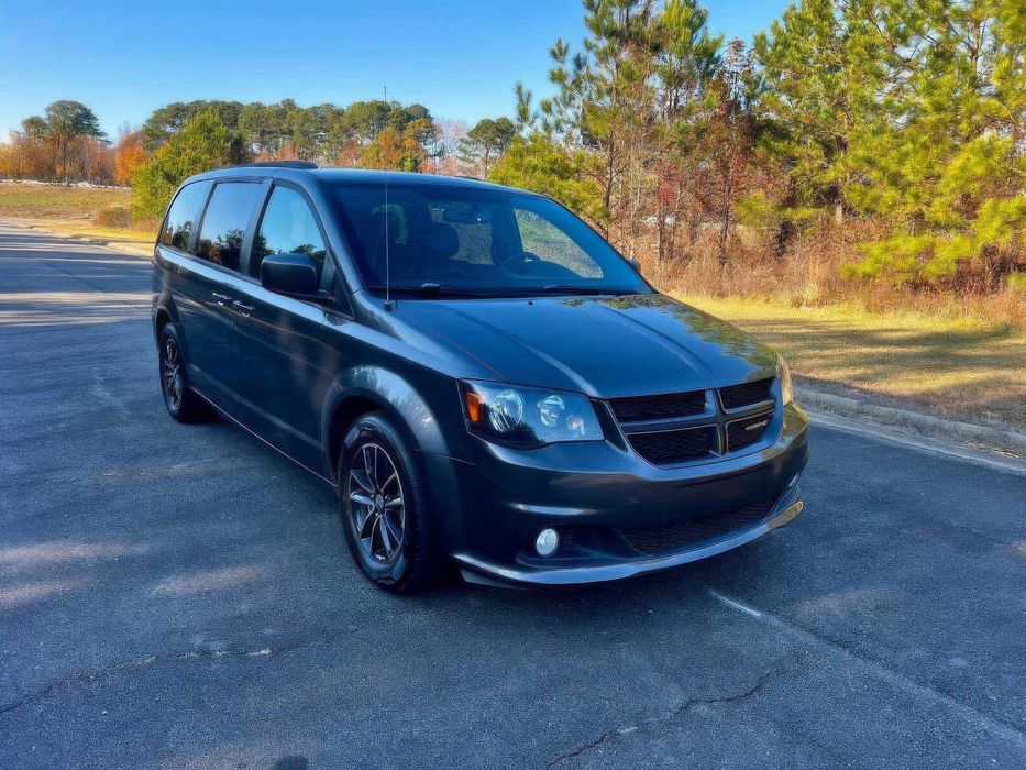 Dodge Grand Caravan GT      2018
