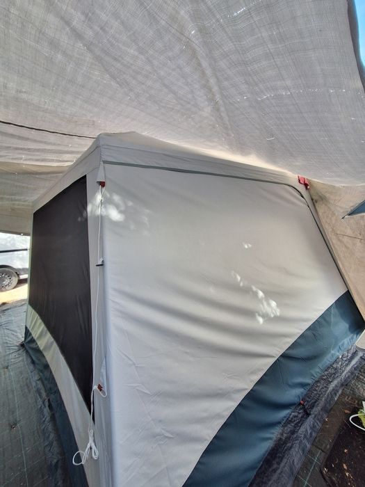 Campismo, Quechua: 2 Tendas Arpenaz (6 e 10 Pessoas) + Extras + Relva Sintética