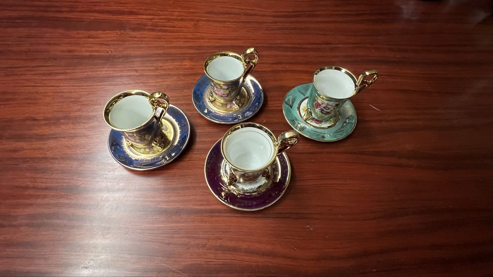 4 chavenas de cafe