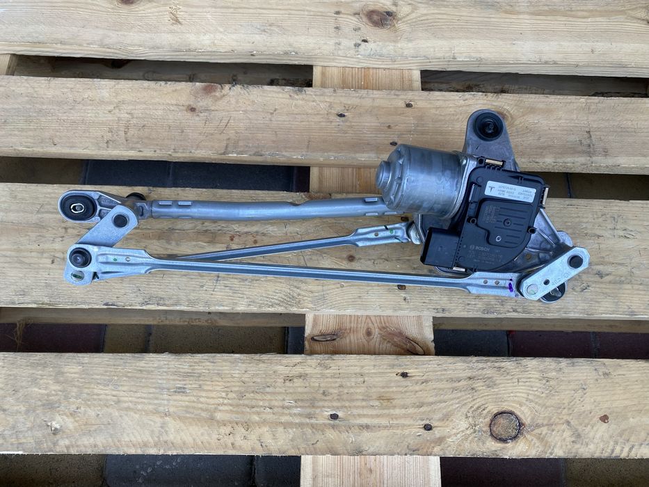 Трапеція двірники Tesla Model 3 Y Bosch