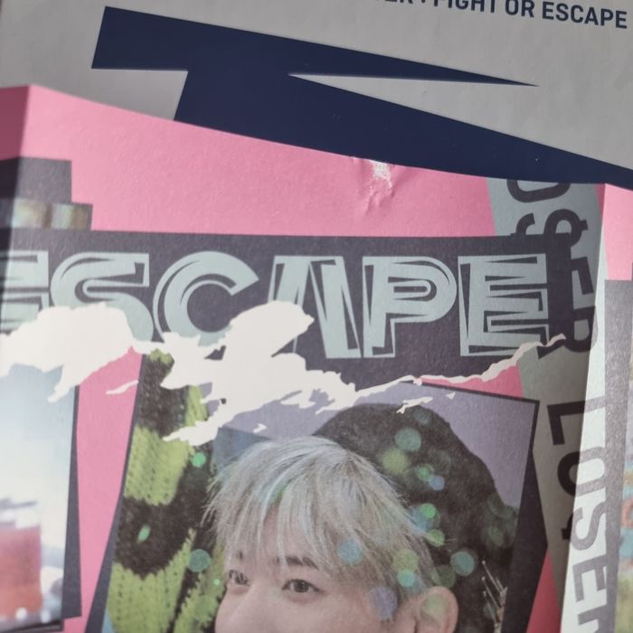 K-pop Album TXT Fight Or Escape