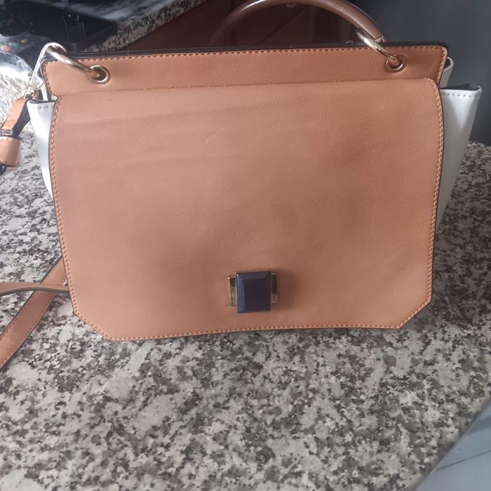 Vendo carteira para senhora