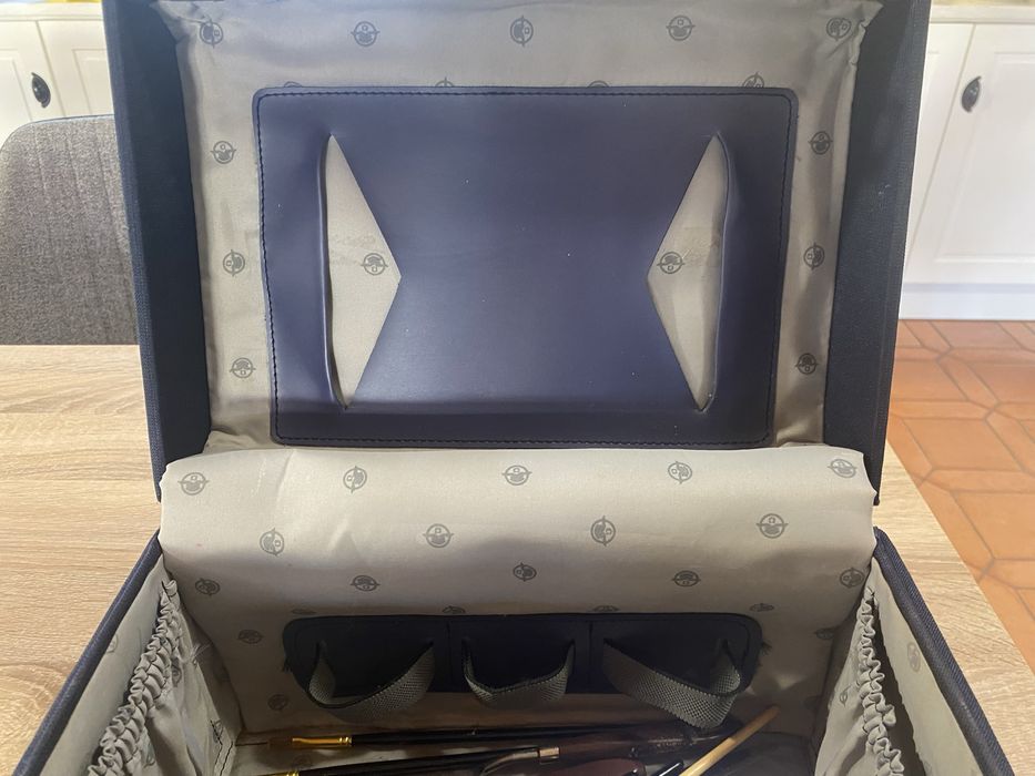 Estojo de maquilhagem profissional / necessaire / mala de viagem