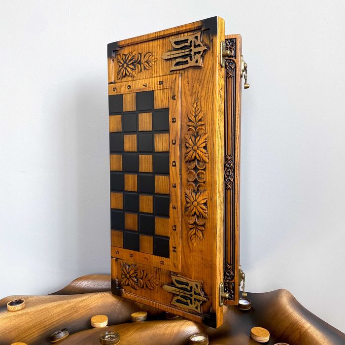 Шахи/нарди 3 в 1 з дерева з Тризубом України — ПОДАРУНОК ДЛЯ ЧОЛОВІКА