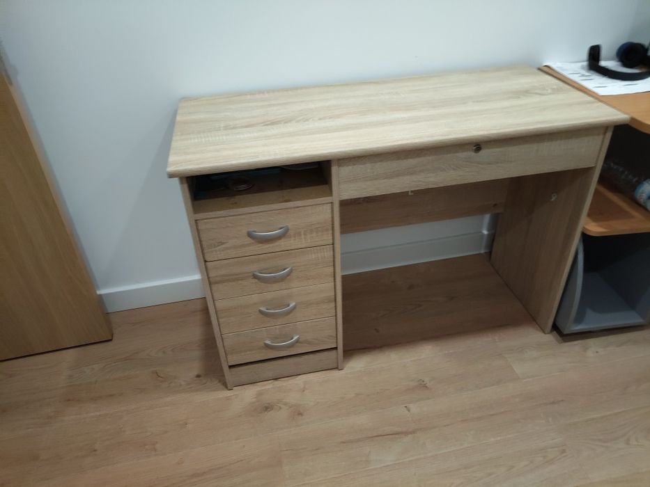 Secretaria com Gavetas
