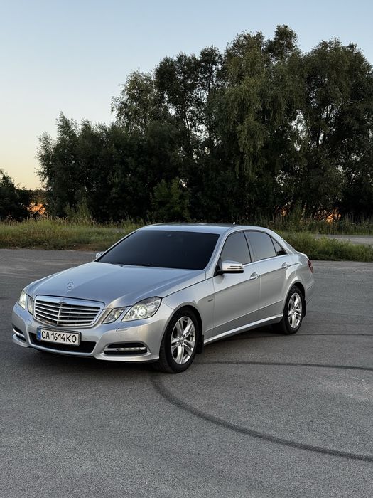Mercedes-Benz E-Class 2010 VIN WDD2120021A339980 фото оголошення 2 з 8