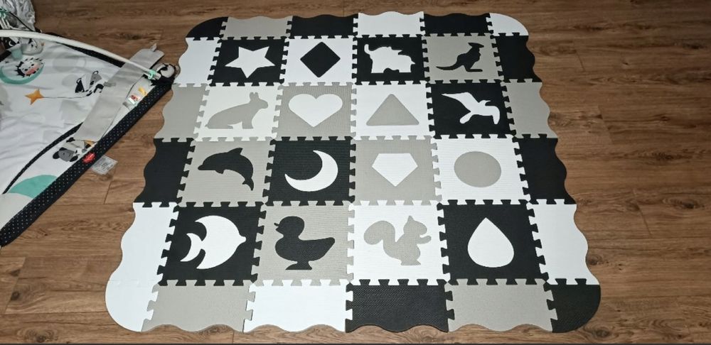 Duża mata piankowa puzzle dla dzieci 16 el. kojec edukacyjny
