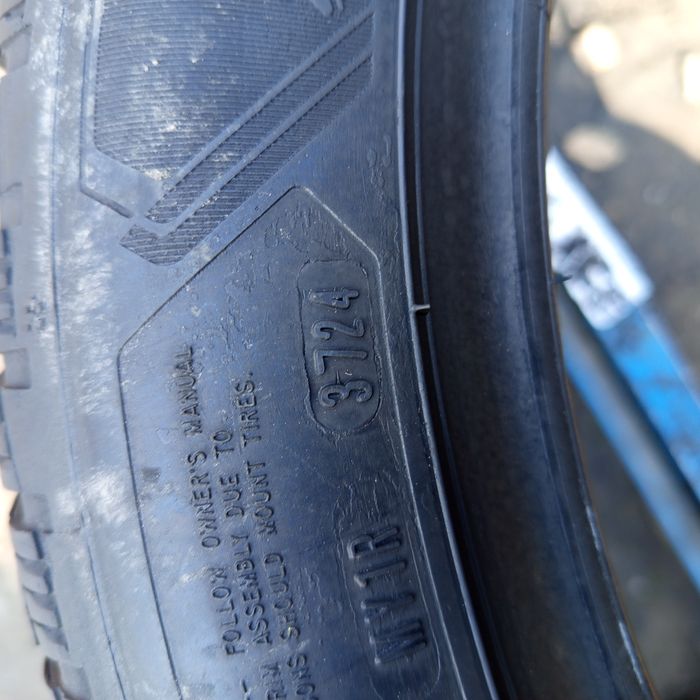 245/45/R18 Goodyear UltraGrip Performance 3