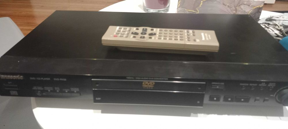 odtwarzacz dvd panasonic rv32 czytaj opis
