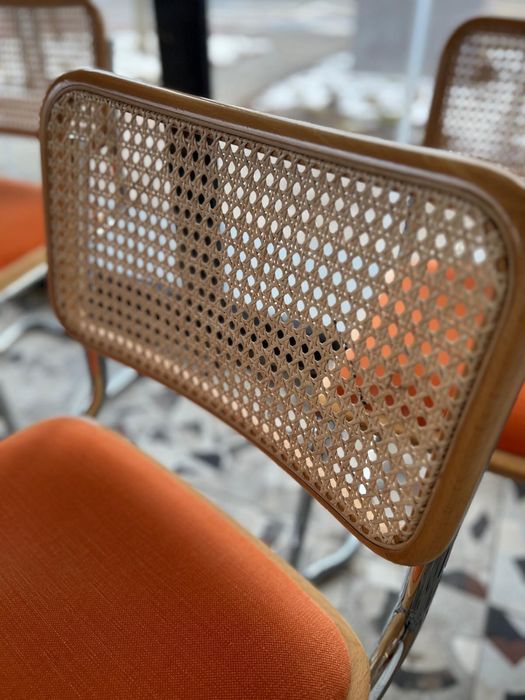 7 Ratanowych krzeseł w stylu Cesca – design Marcela Breuera, Bauhaus, vintage