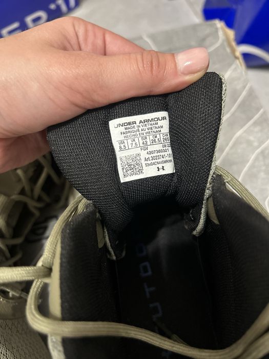 Кросівки Under Armour