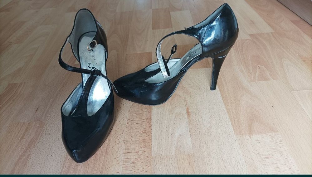 Zestaw butów damskich r. 37