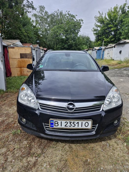 Opel astra H 2009p