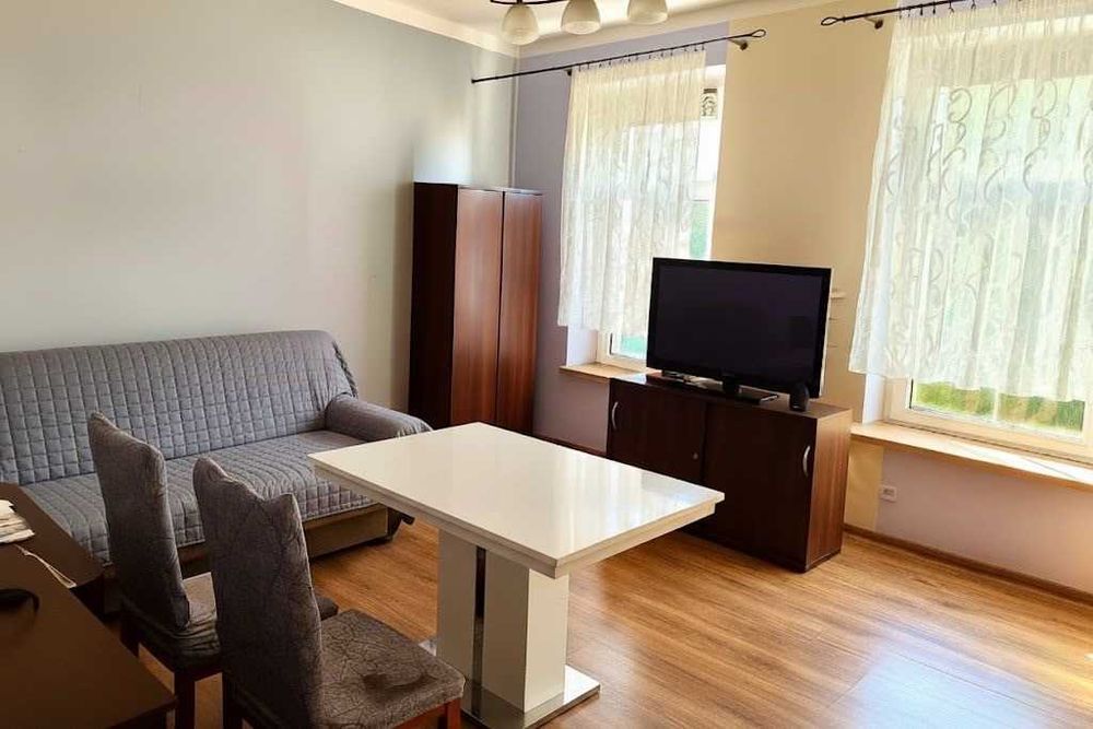 Mieszkanie 2 pokoje, 43m2, duza pwinica, 1 pietro, Brzeg