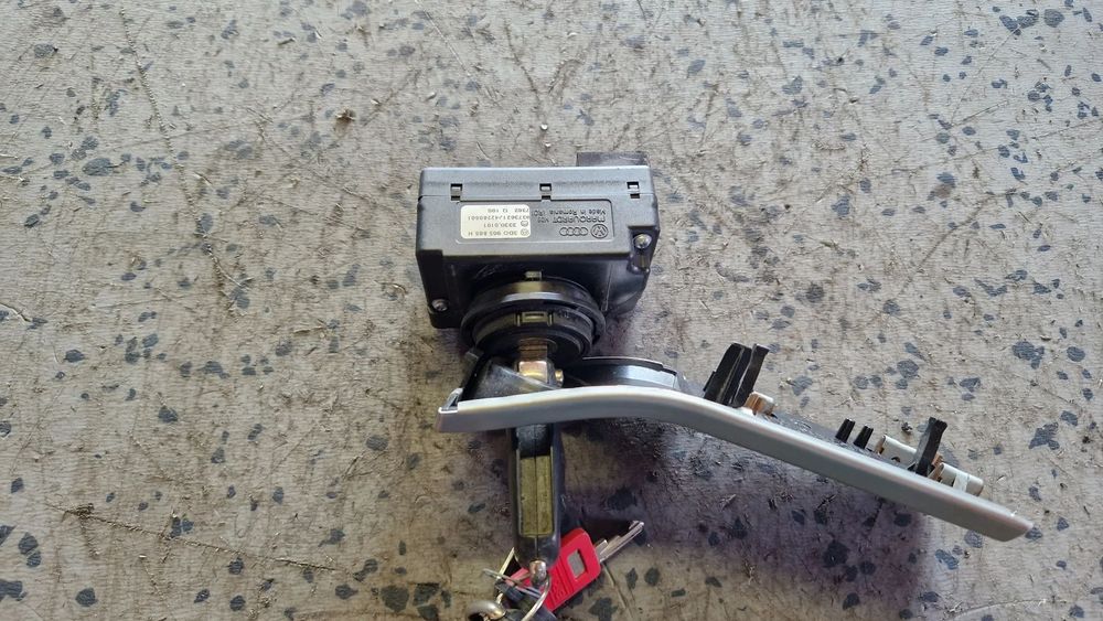 VOLKSWAGEN TOUAREG 7L STACYJKA KLUCZYK 3D0905865H