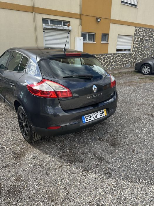 Megane ano 2013 — photo 3