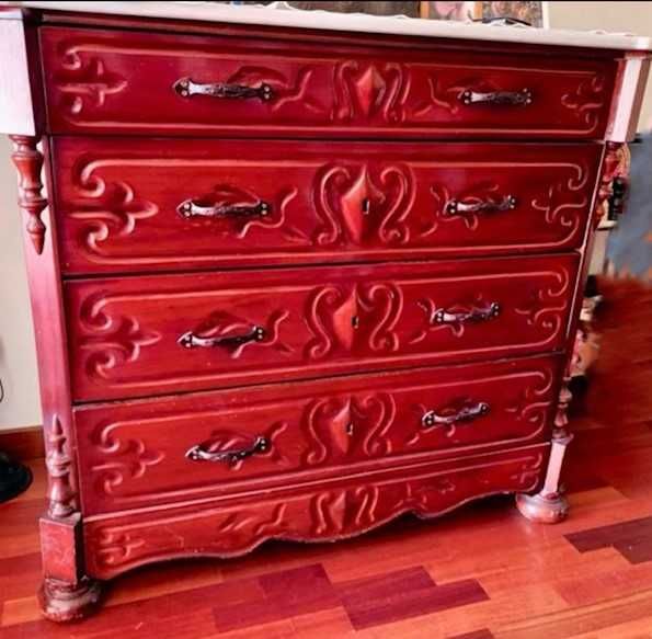 Cama casal Antiga + Restante mobília