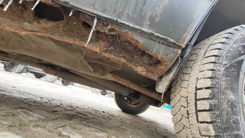 Автомобіль  Нива 21230 Шевроле