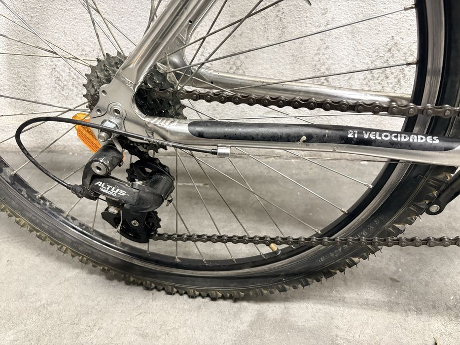 Bicicleta BTT Team
