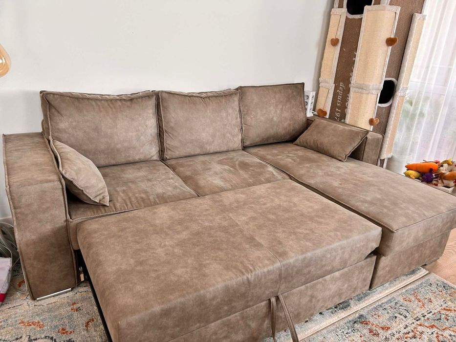 Narożnik z funkcją spania i pojemnikiem bardzo dobry stan